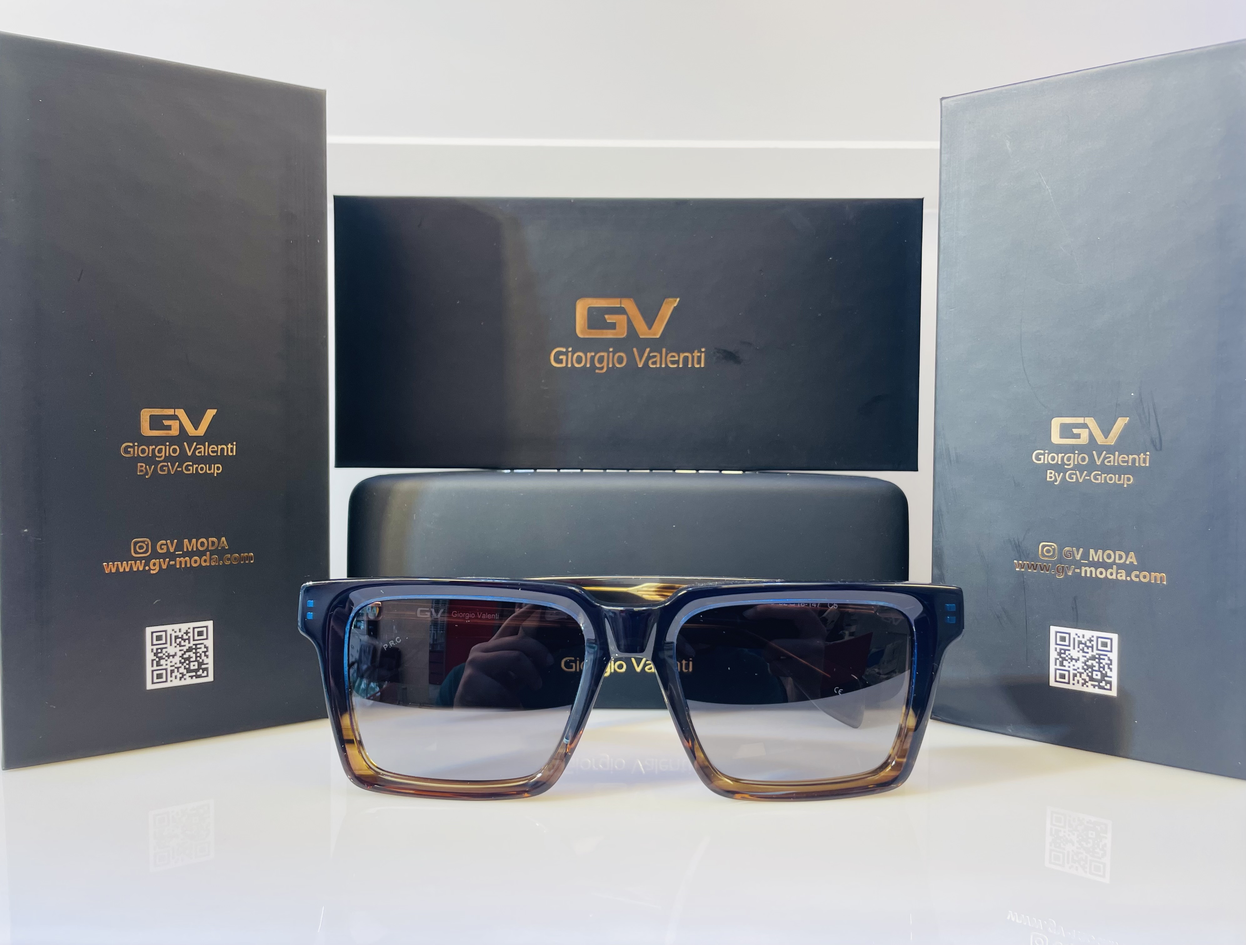 عینک عینک افتابی Gorgio Valenti یونیسکس Giorgio valenti مدل آبی روشن با قهوه ای خاص