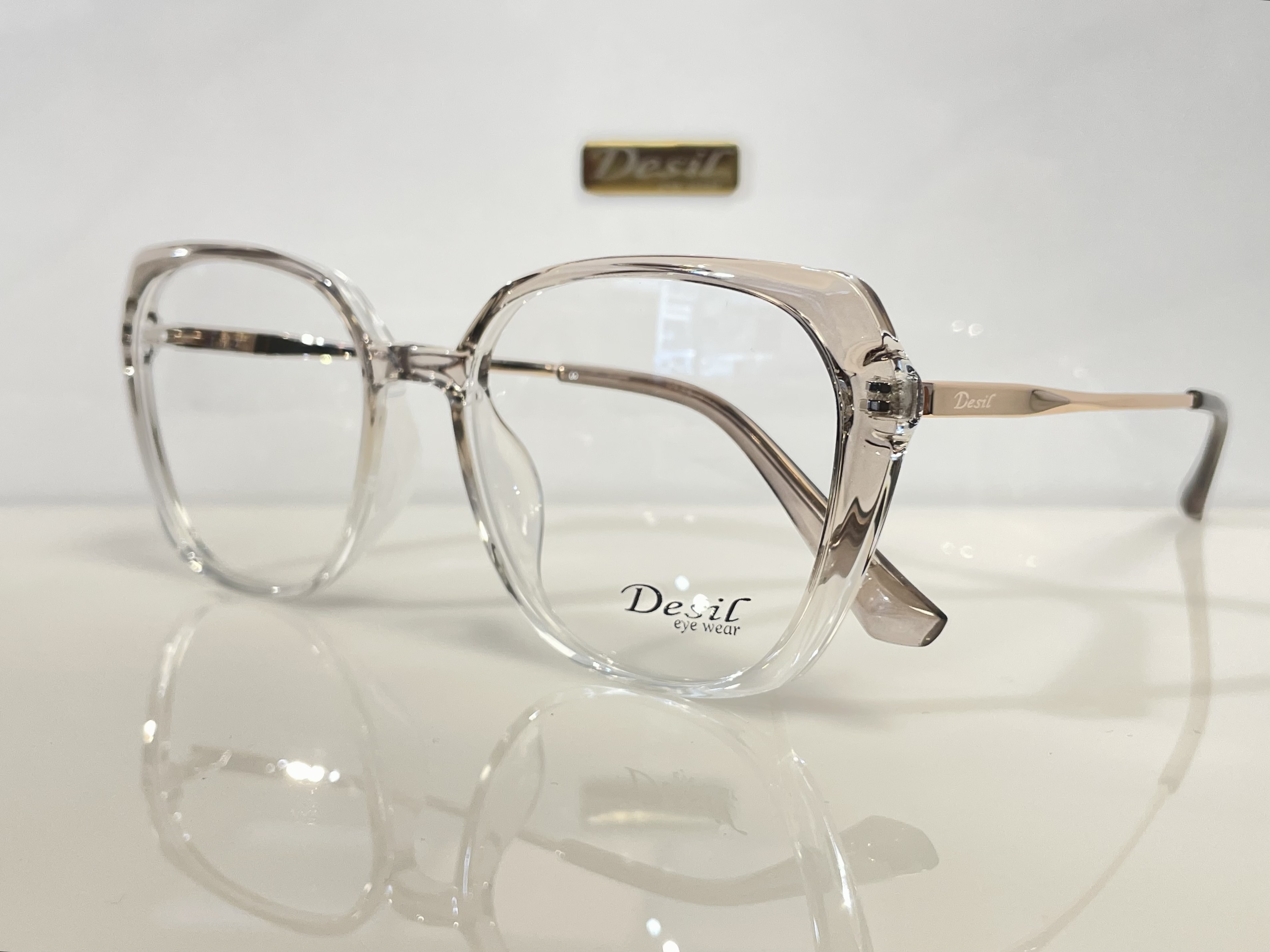 نمای 7 از عینک طبی زنانه Desil