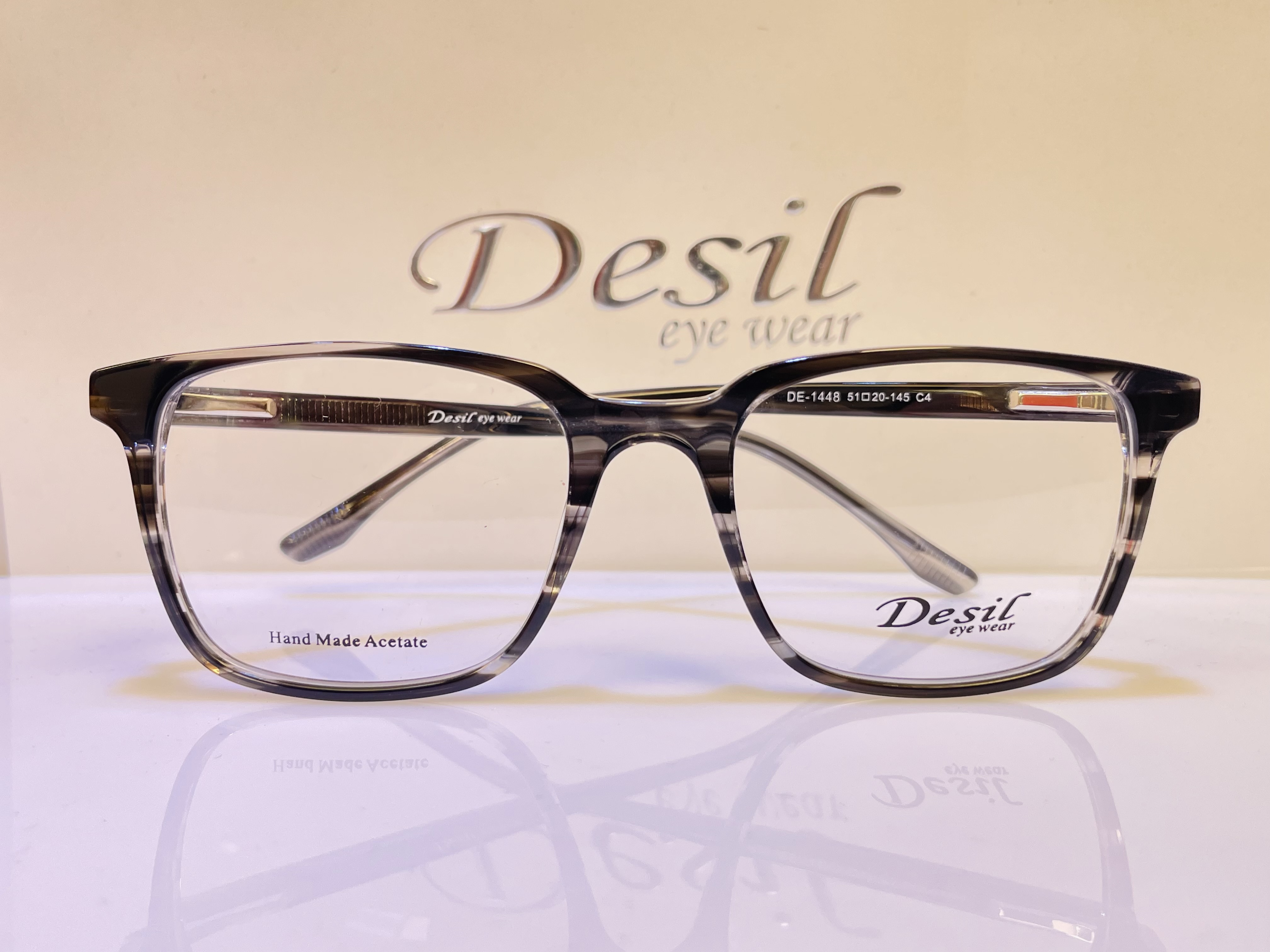 عینک عینک طبی مردانه Desil مردانه Desil مدل مشکی طرح دار